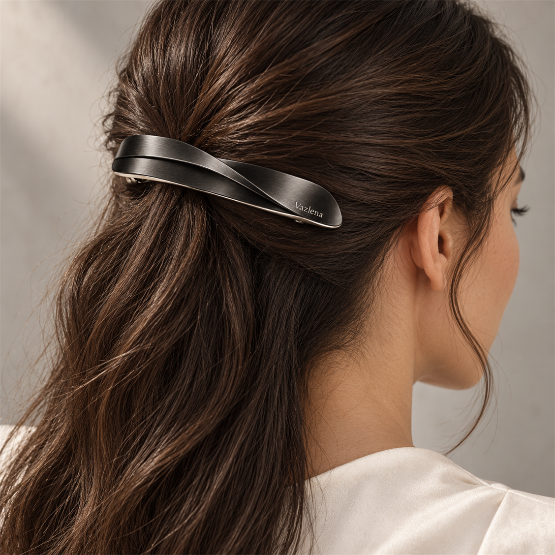 Vazlena Arc Hair Barrette